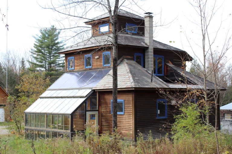 Essential Off-Grid Permaculture Techniques for a Self-Sufficient Homestead